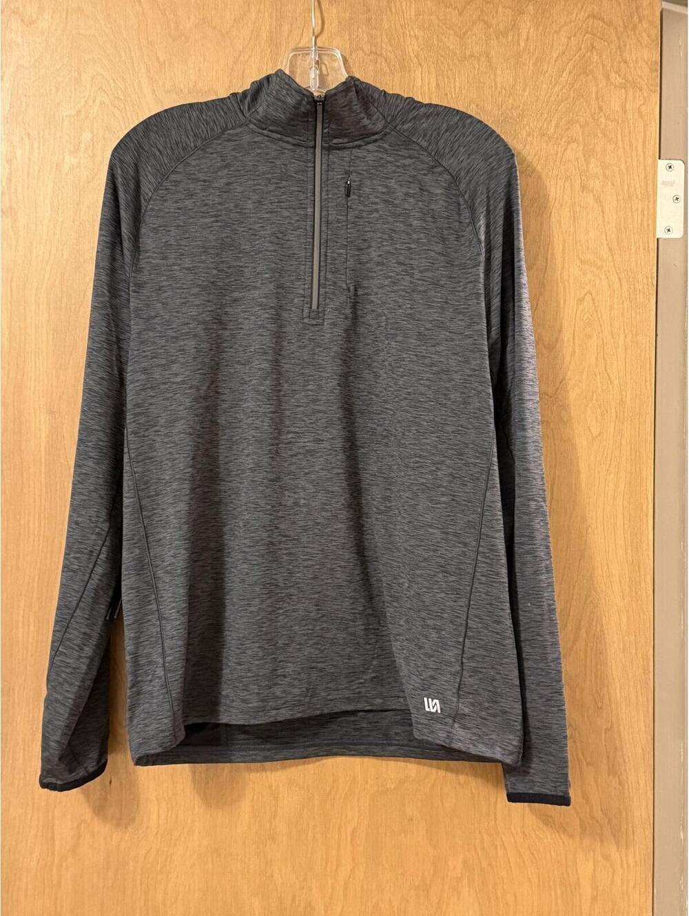 VRST Men's Charcoal Heather Quarter Zip Pullover Medium NWT‎